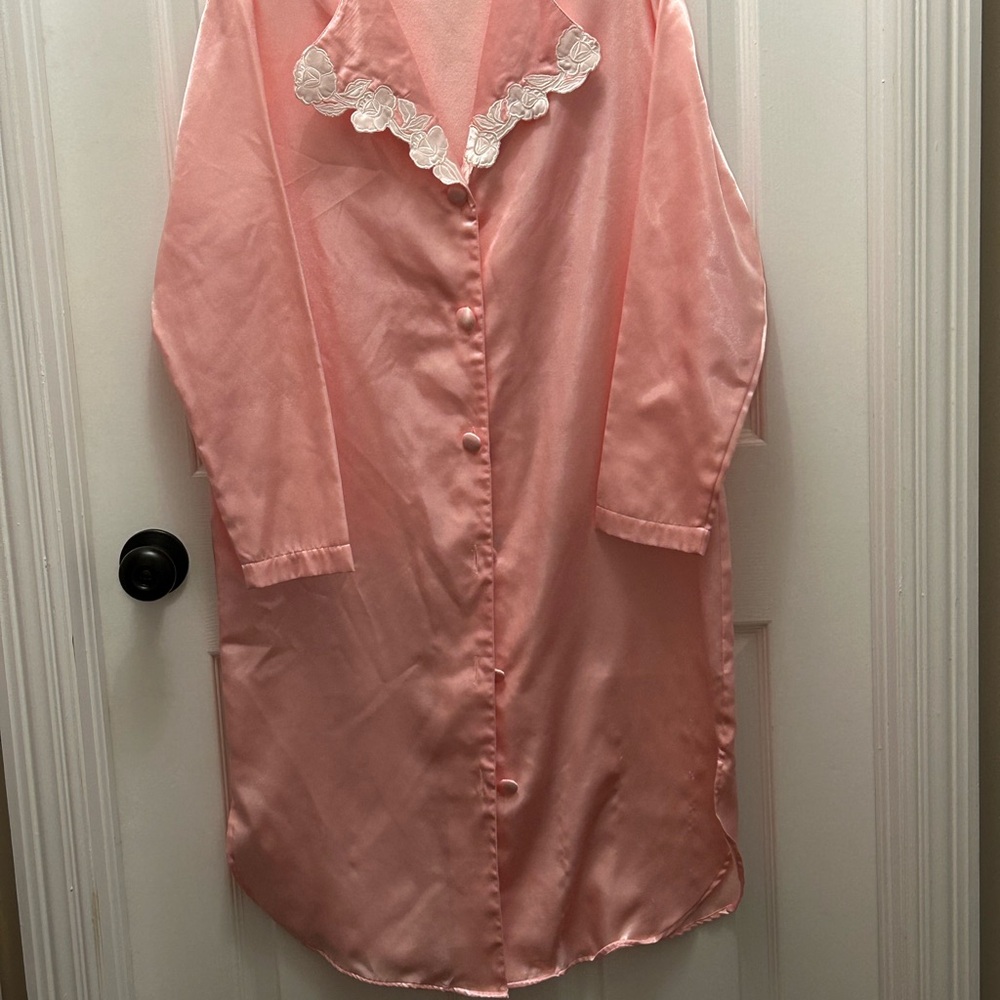 Ladies vintage Victoria secret robe